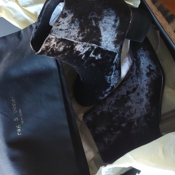 HOST PICK RAG & Bone Drea Black Velvet Boots with clear acrylic heels‼️SALE 😘‼️ - Picture 8 of 14